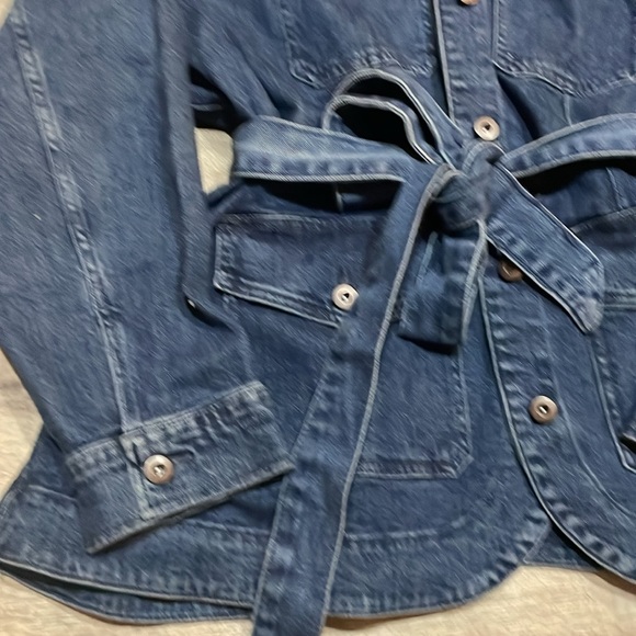 LIKE NEW!! Denim Belted Utility Jacket from Old Navy - Picture 8 of 8